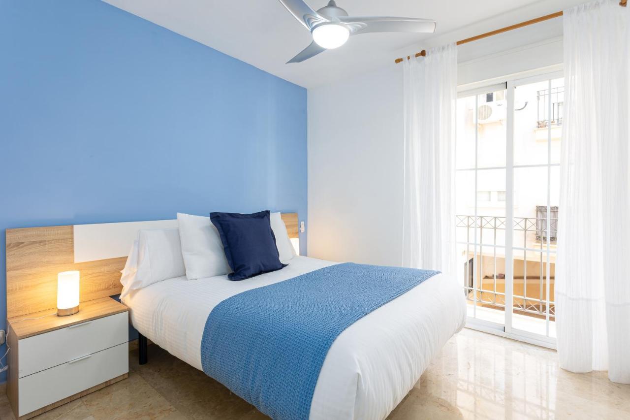 Holidays2Malaga Capuchinos French Balconies, Private Parking, Wifi & Air Con Εξωτερικό φωτογραφία